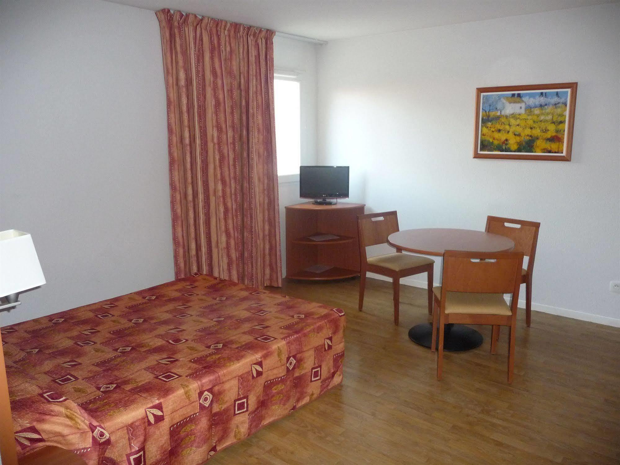 Aerel Hotel Aeroport Blagnac Kültér fotó